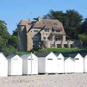 Manoir Dalmore Hotel